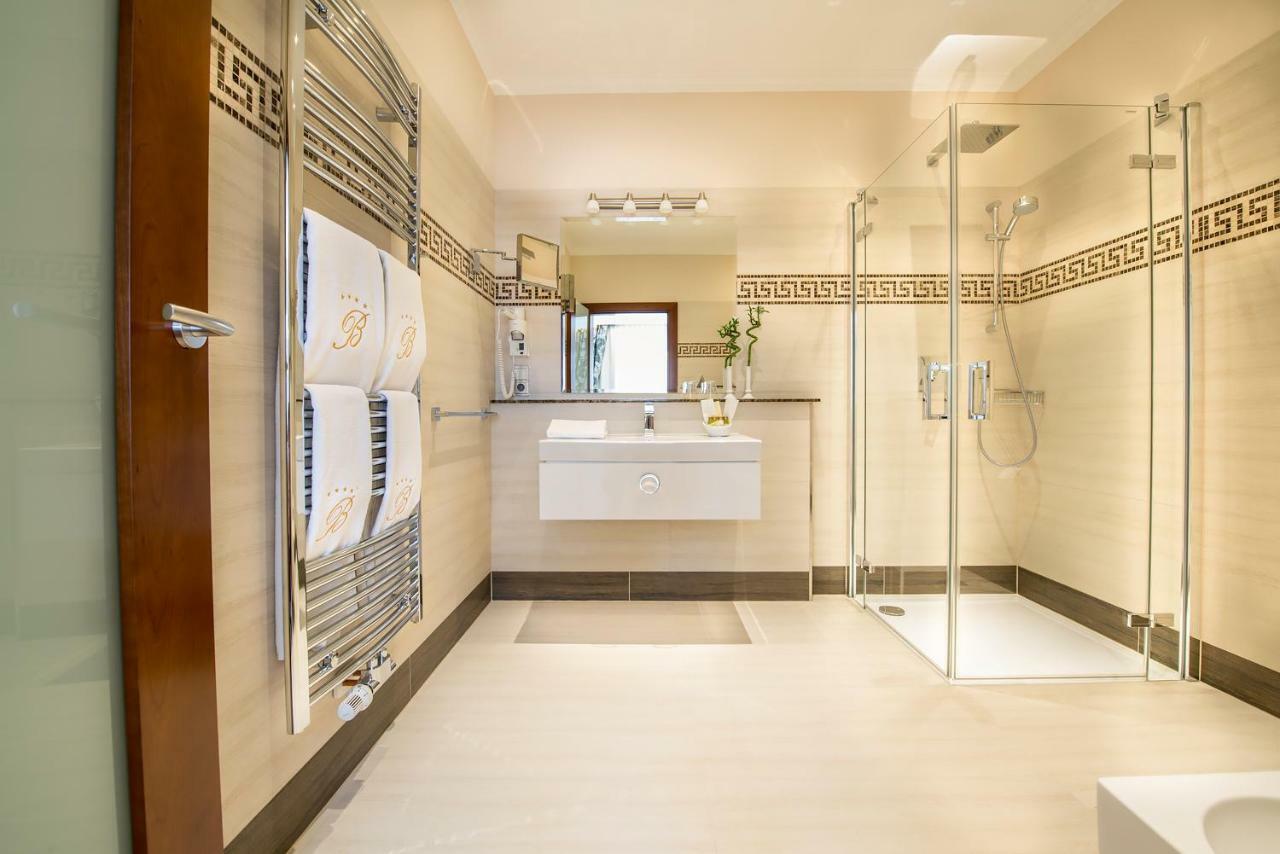 Residence Bellevue บอพพาร์ด ภายนอก รูปภาพ